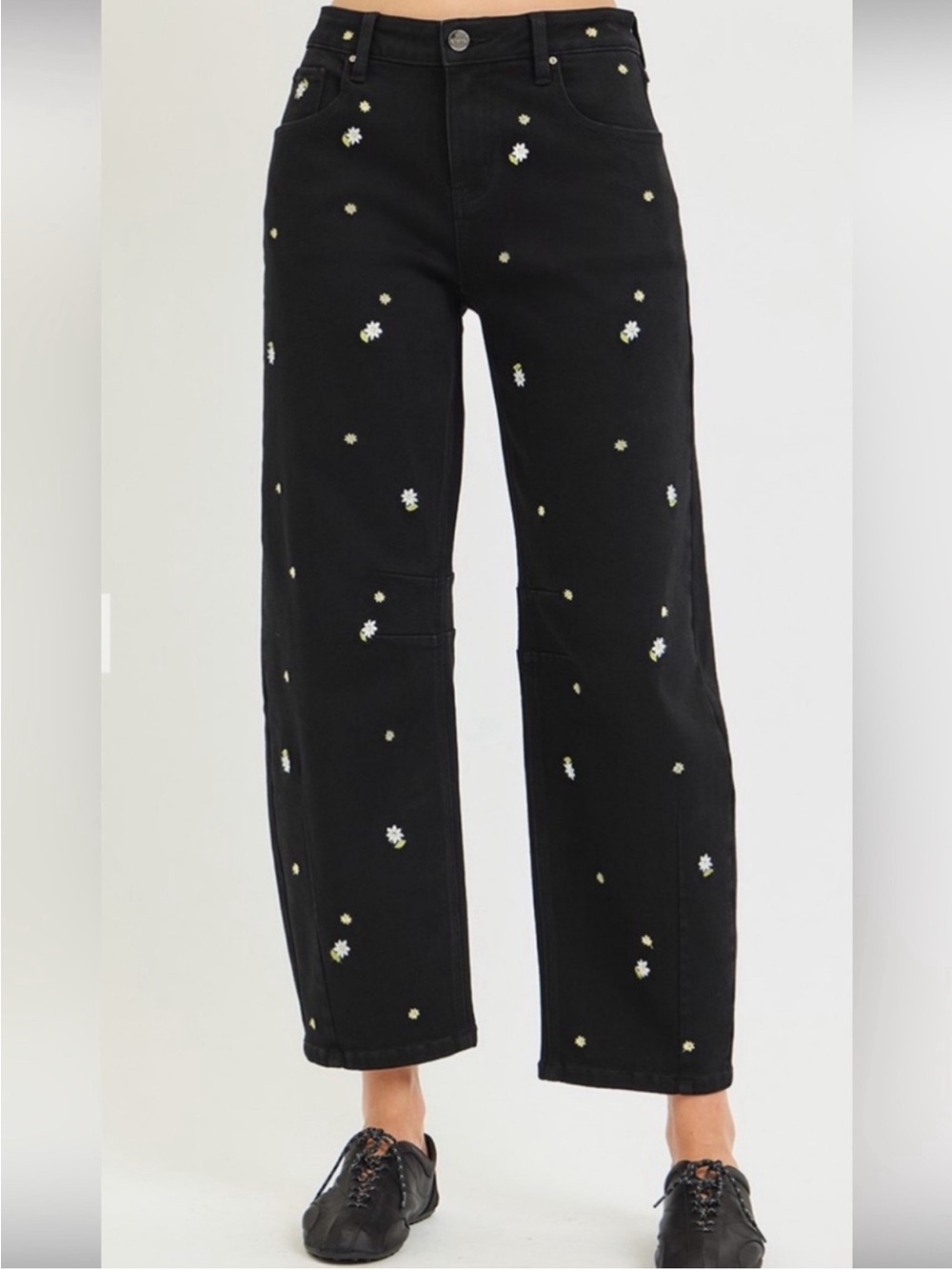 Risen Embroidered Cropped Barrel Jeans